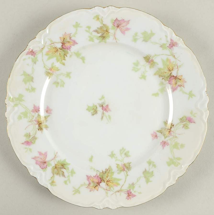 Maple Leaf (Scalloped) Luncheon Plate by Hutschenreuther-1