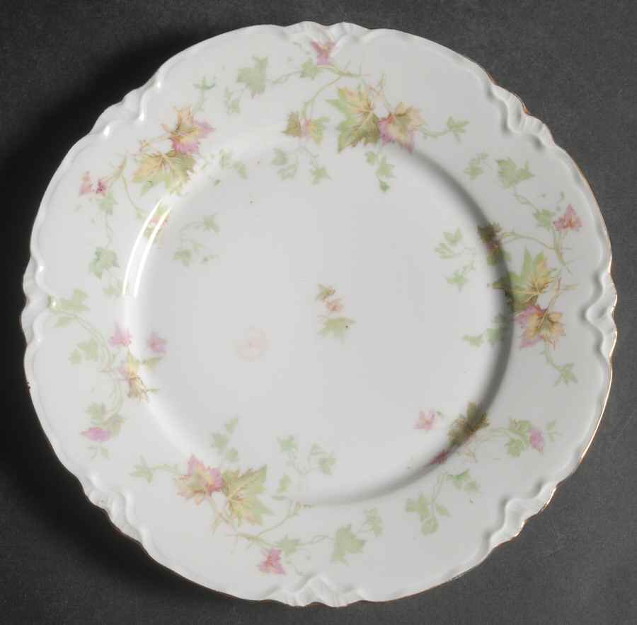 Maple Leaf (Scalloped) Luncheon Plate by Hutschenreuther-1