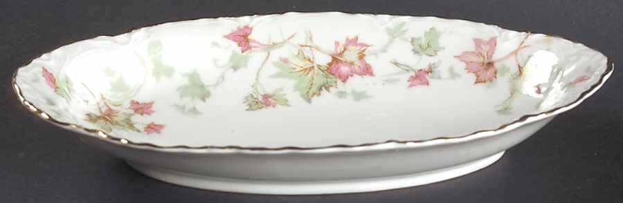 Maple Leaf (Scalloped) Relish by Hutschenreuther-1
