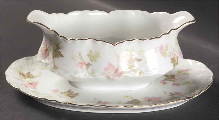 Maple Leaf (Scalloped) Gravy Boat with Attached Underplate by Hutschenreuther-1