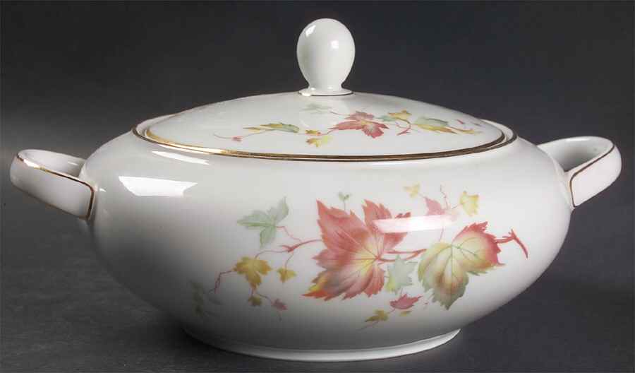 Maple Leaf (Smooth) Round Covered Vegetable by Hutschenreuther-1