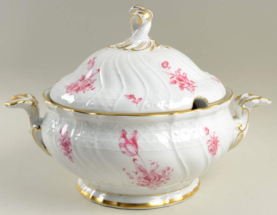 Marina Tureen &  Lid by Hutschenreuther-1