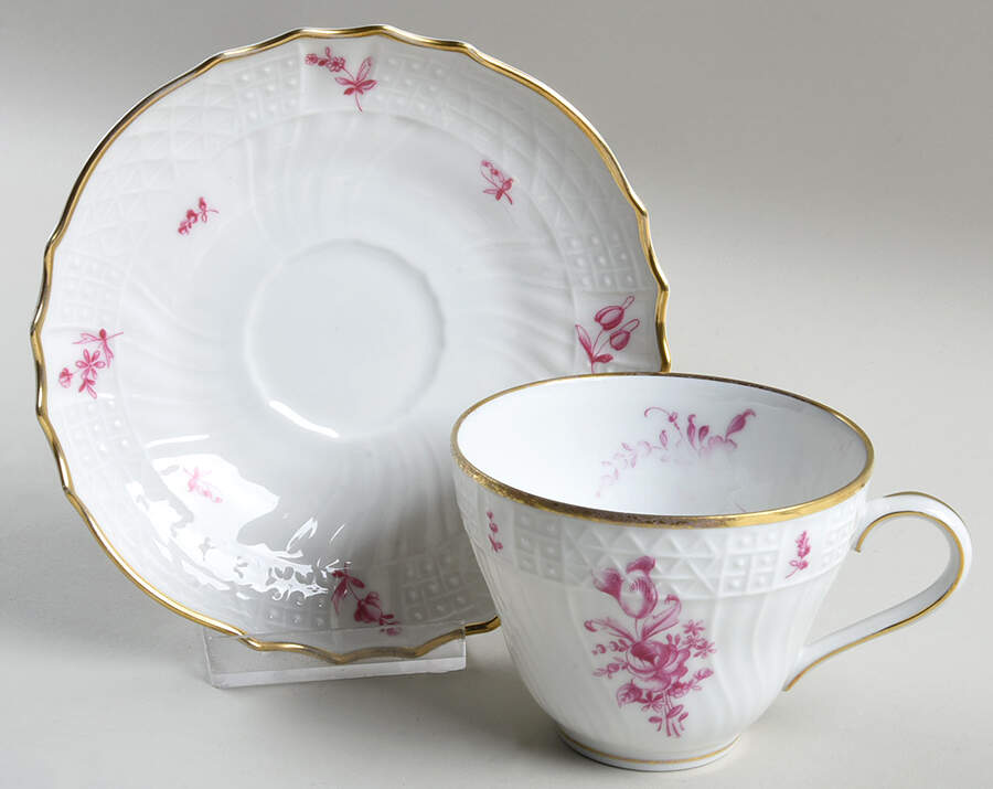 Marina Footed Cup & Saucer Set by Hutschenreuther-1