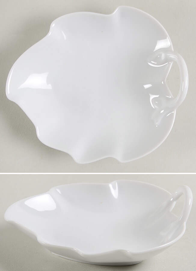 Maria Theresia 4" Leaf Dish by Hutschenreuther-1