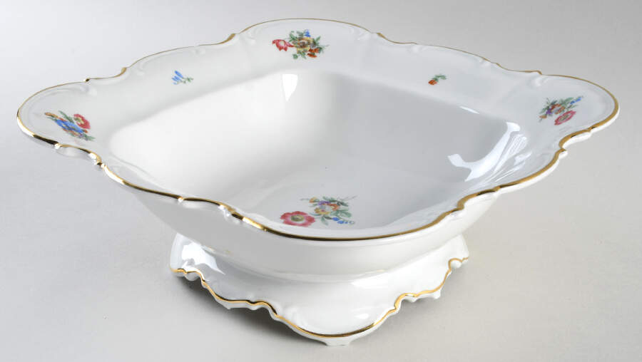 Mayfair (White, 7619) 10" Square Vegetable Bowl by Hutschenreuther-1
