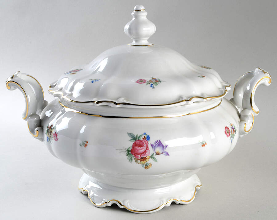 Mayfair (White, 7619) Tureen &  Lid by Hutschenreuther-1