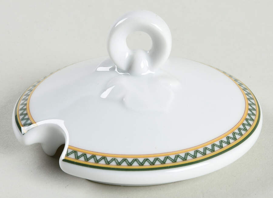Merry Christmas Lid for Sugar Bowl by Hutschenreuther-1