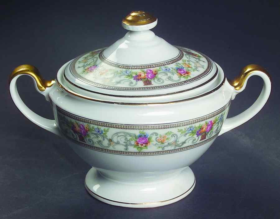 The Meriden Sugar Bowl & Lid by Hutschenreuther-1