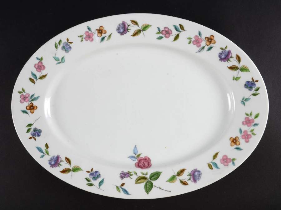 Montage 15" Oval Serving Platter by Hutschenreuther-1