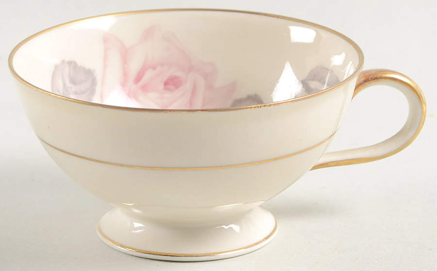 The Montrose Footed Demitasse Cup by Hutschenreuther-1
