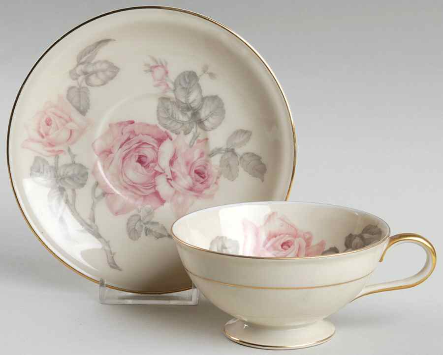 The Montrose Footed Cup & Saucer Set by Hutschenreuther-1