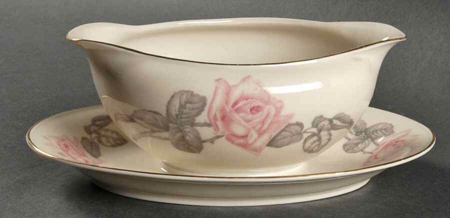 The Montrose Gravy Boat with Attached Underplate by Hutschenreuther-1