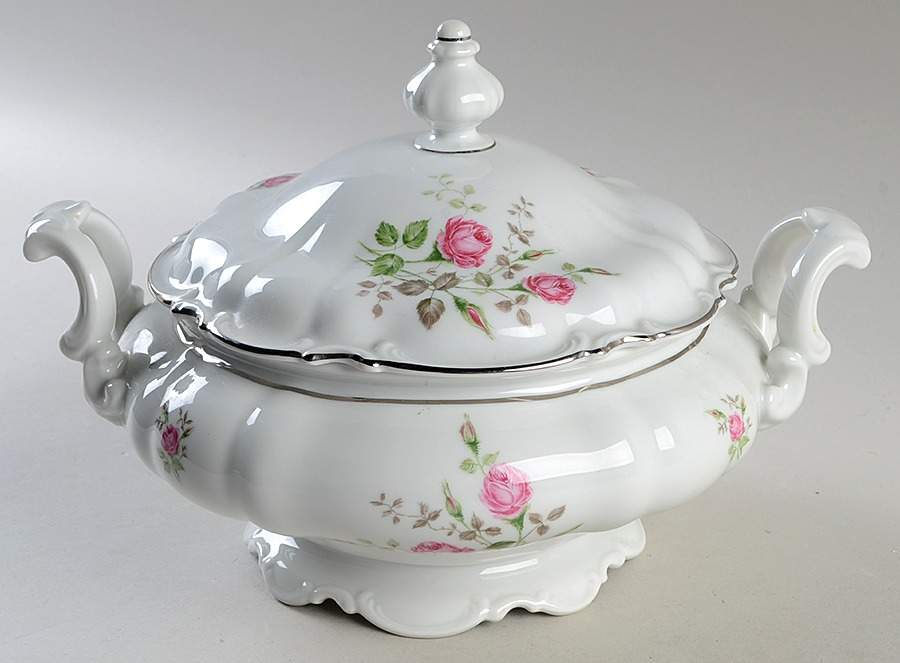 Moss Rose Round Covered Vegetable by Hutschenreuther-1