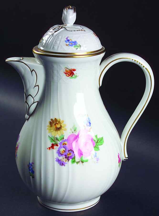 Moritzburg Coffee Pot & Lid by Hutschenreuther-1