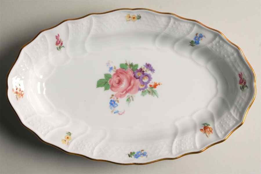 Moritzburg 11" Oval Serving Platter by Hutschenreuther-1