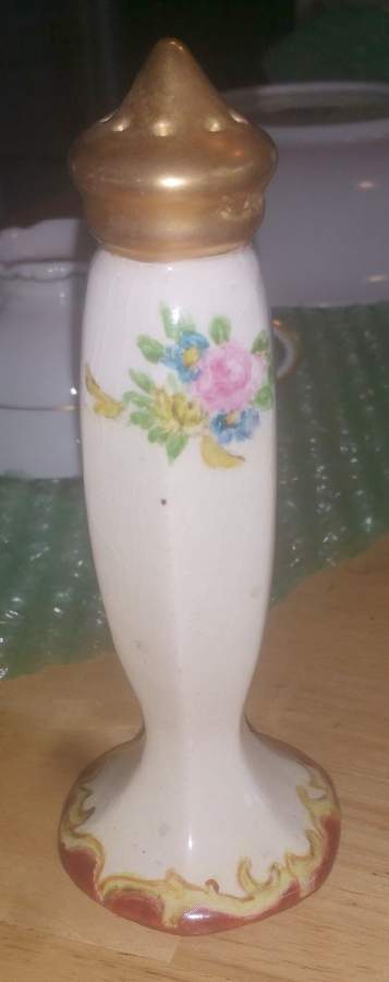 The Nanton White with Goldscroll Salt Shaker by Hutschenreuther-1