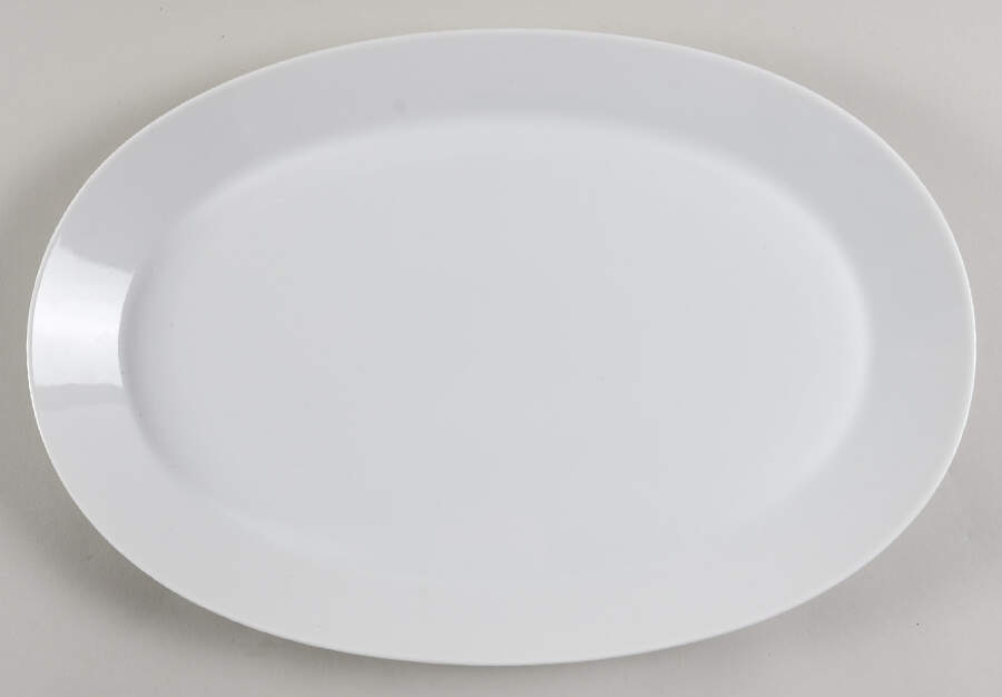 Noblesse 15" Oval Serving Platter by Hutschenreuther-1