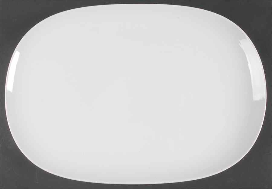 Noblesse 16" Oval Serving Platter by Hutschenreuther-1