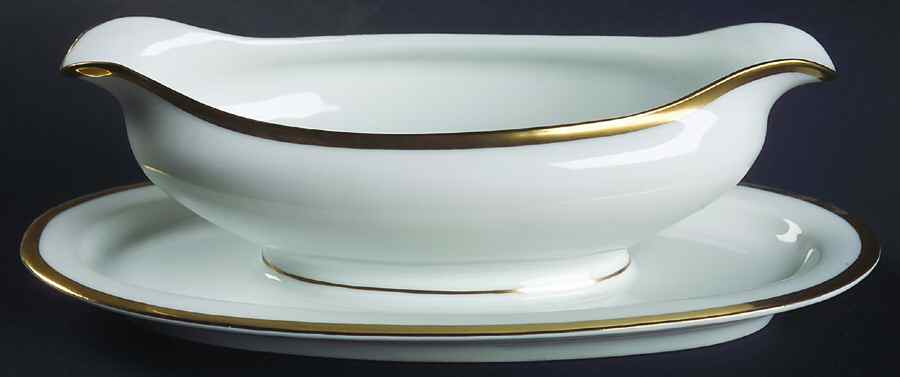 Norfolk Gravy Boat with Attached Underplate by Hutschenreuther-1