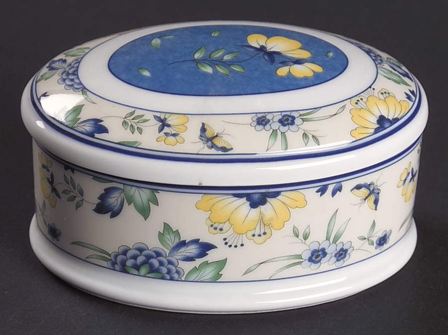Papillon Oval Box & Lid by Hutschenreuther-1