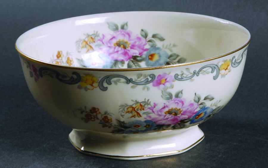 Pastelle Cranberry Bowl by Hutschenreuther-1