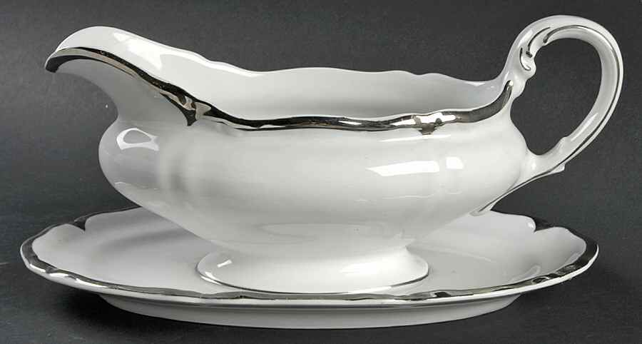Baroque Platinum Gravy Boat with Attached Underplate by Hutschenreuther-1
