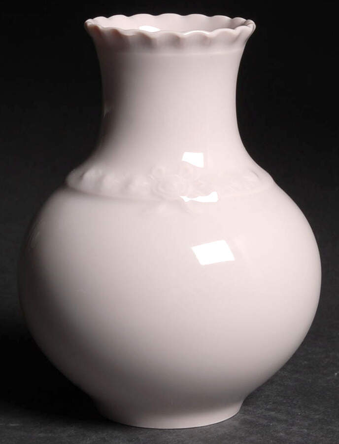 HUT816 5" Vase by Hutschenreuther-1