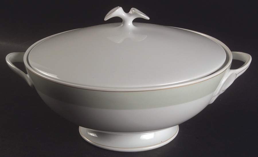 Printemps Round Covered Vegetable by Hutschenreuther-1