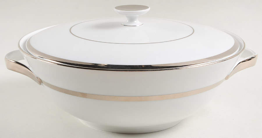 Puritan Round Covered Vegetable by Hutschenreuther-1