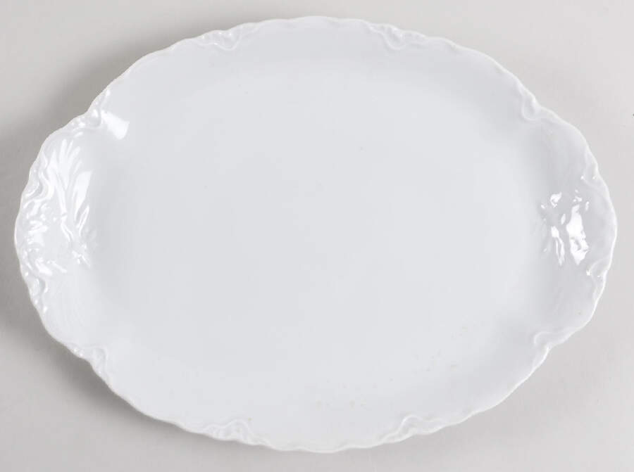 Racine (All White) 12" Oval Serving Platter by Hutschenreuther-1