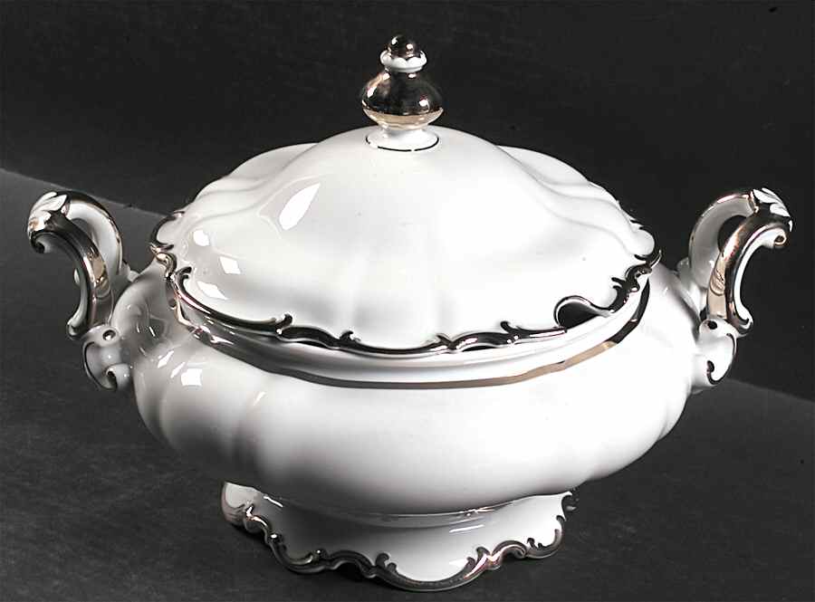 Revere (White) Tureen &  Lid by Hutschenreuther-1