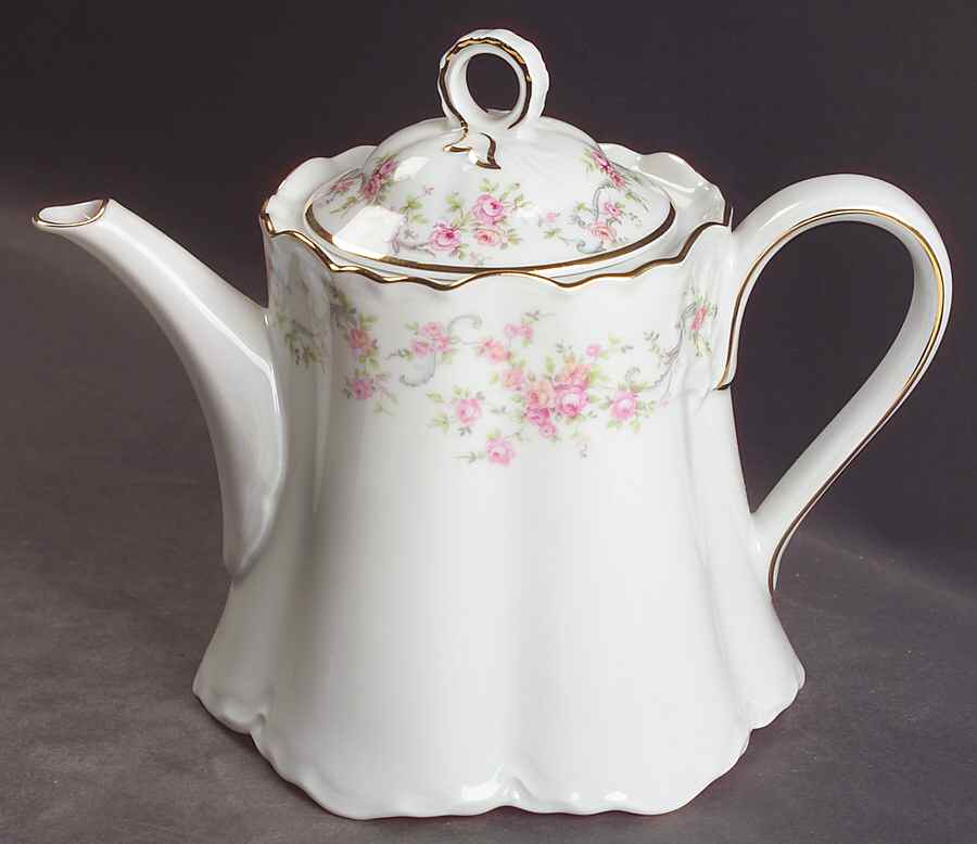 Richelieu Teapot & Lid by Hutschenreuther-1