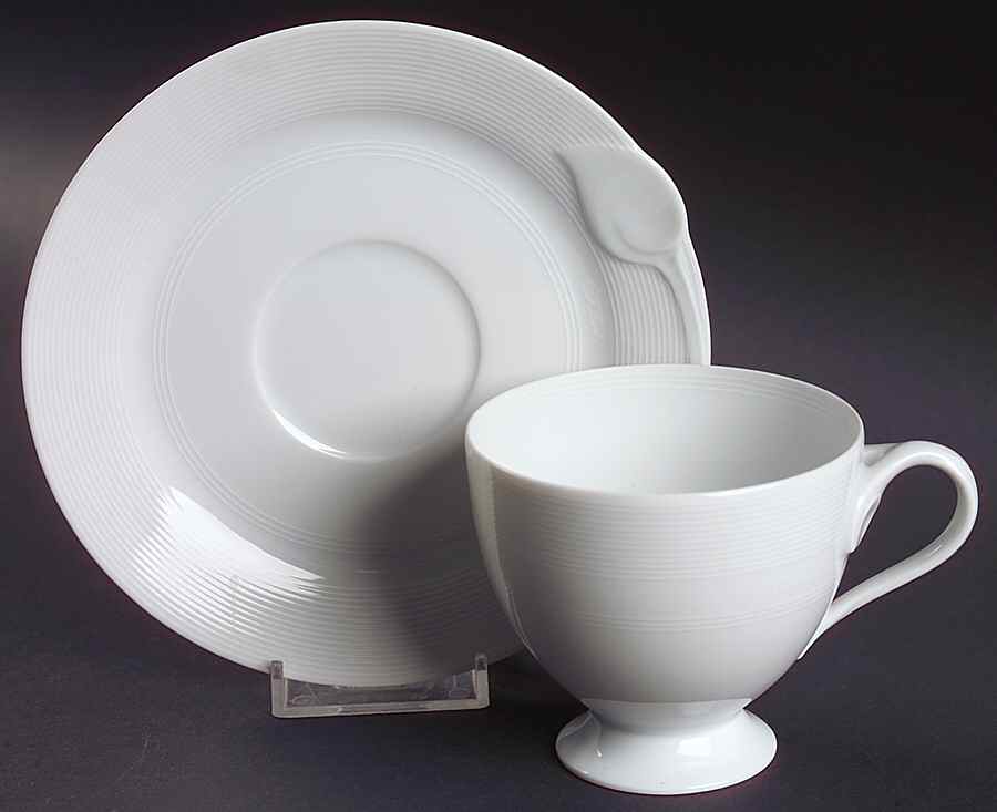 Rotonde Footed Cup & Saucer Set by Hutschenreuther-1
