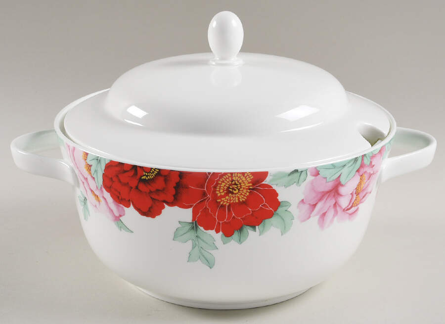 Scarlet Round Covered Vegetable by Hutschenreuther-1