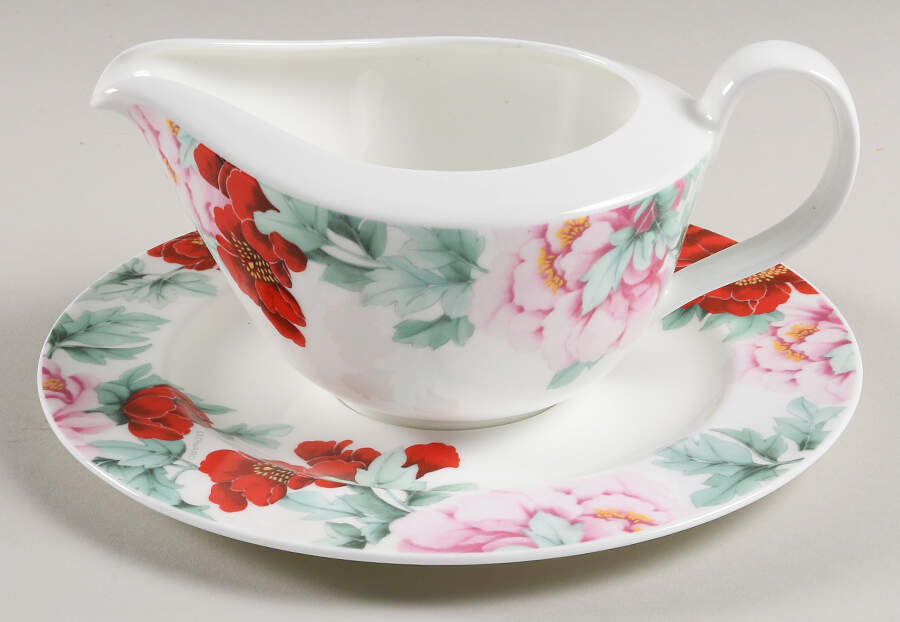 Scarlet Gravy Boat & Underplate by Hutschenreuther-1