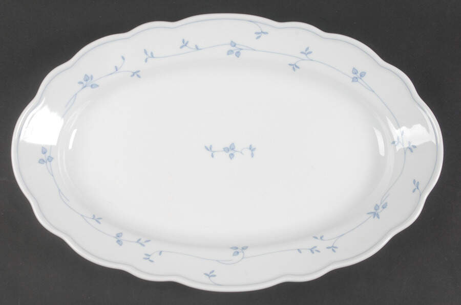 Seehof 15" Oval Serving Platter by Hutschenreuther-1