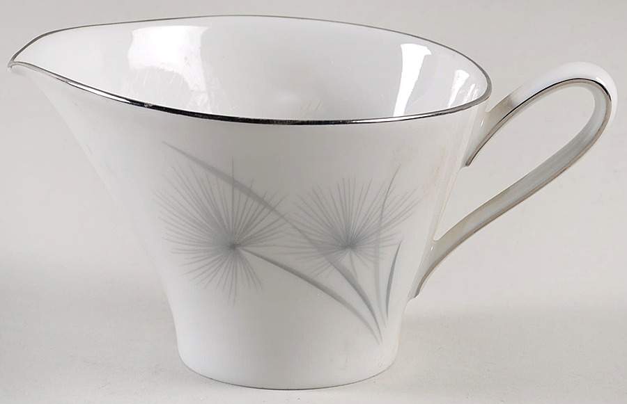 Sea Isle (Coupe, Platinum) Creamer by Hutschenreuther-1