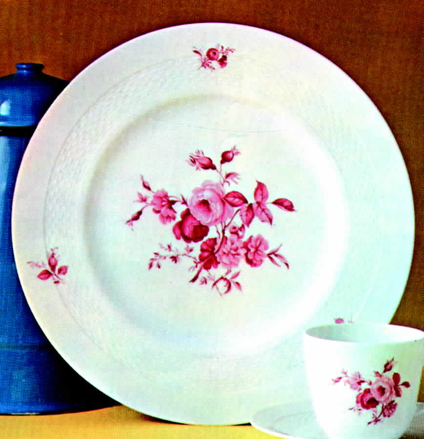 Serenade Dinner Plate by Hutschenreuther-1