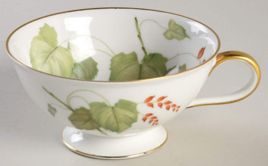 The Silver Poplar Footed Cup by Hutschenreuther-1