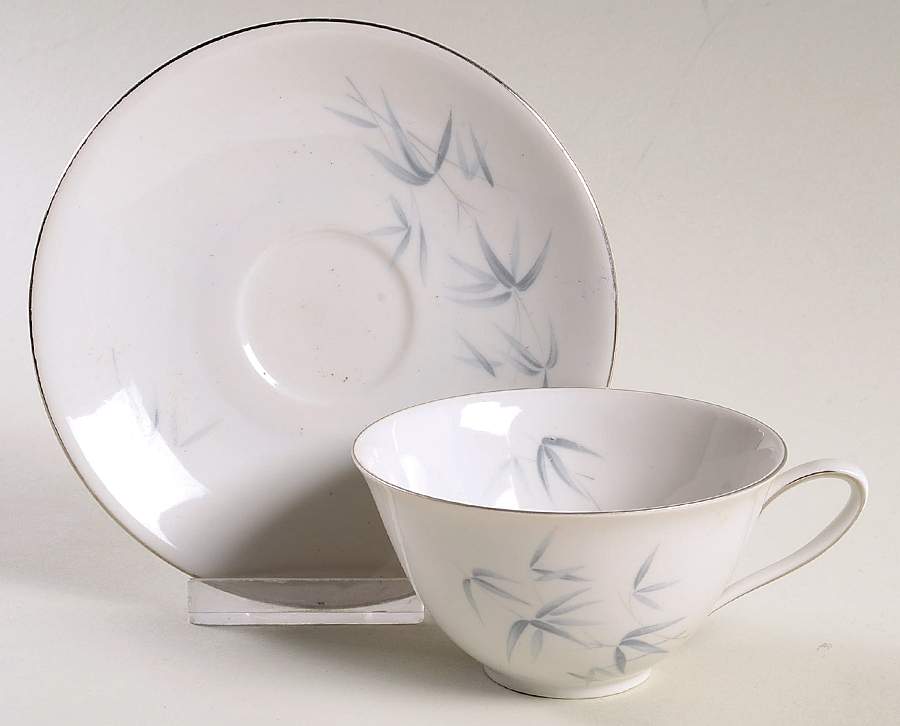 South Wind Flat Cup & Saucer Set by Hutschenreuther-1