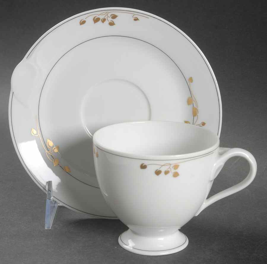 St. Honore Footed Cup & Saucer Set by Hutschenreuther-1