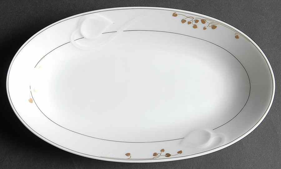 St. Honore Pickle Dish by Hutschenreuther-1