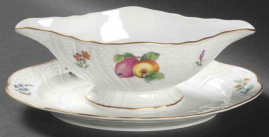Summer Garden Gravy Boat with Attached Underplate by Hutschenreuther-1