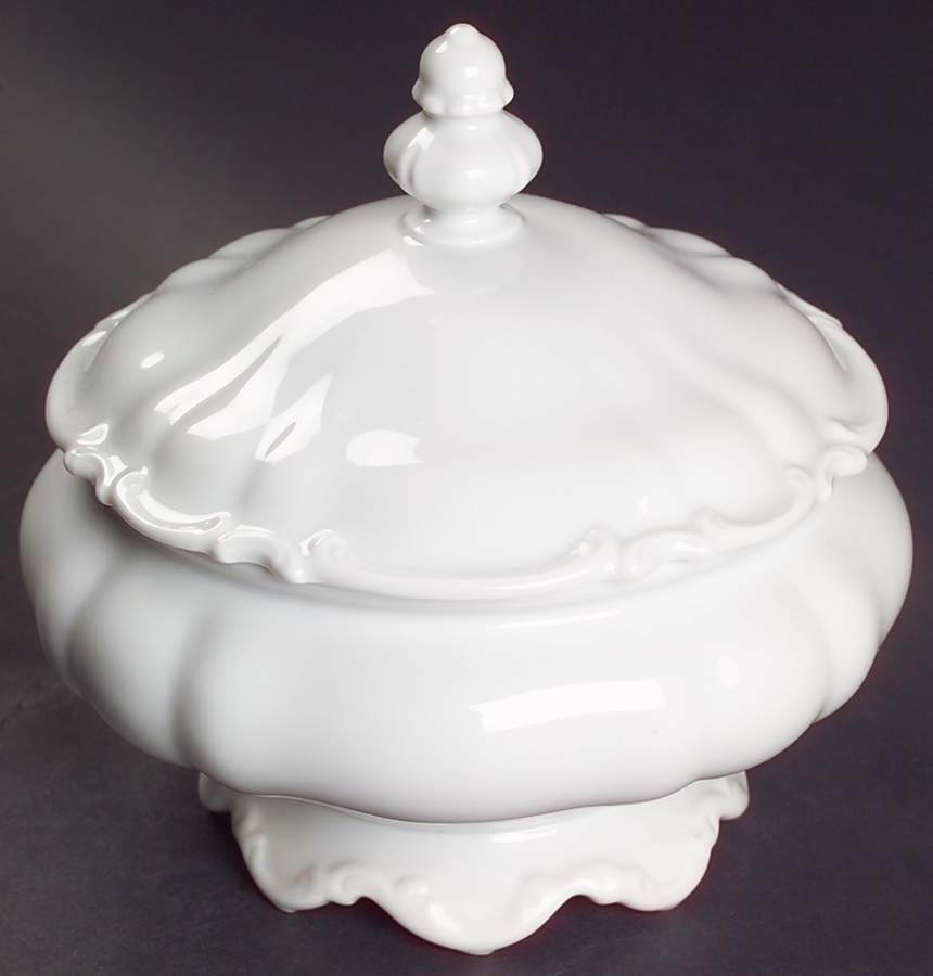 Sylvia (All White, No Trim) Candy Box & Lid by Hutschenreuther-1