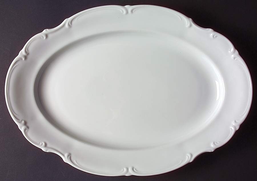 Sylvia (All White, No Trim) 15" Oval Serving Platter by Hutschenreuther-1