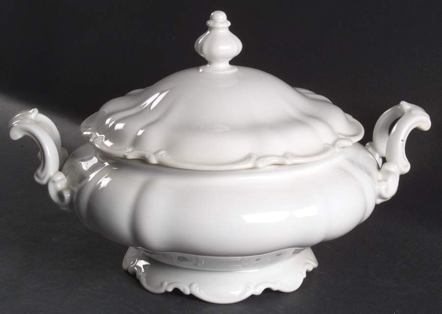 Sylvia (All White, No Trim) Round Covered Vegetable by Hutschenreuther-1