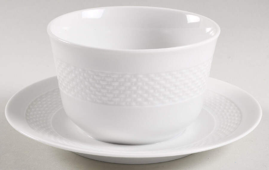 Tradition Gravy Boat with Attached Underplate by Hutschenreuther-1