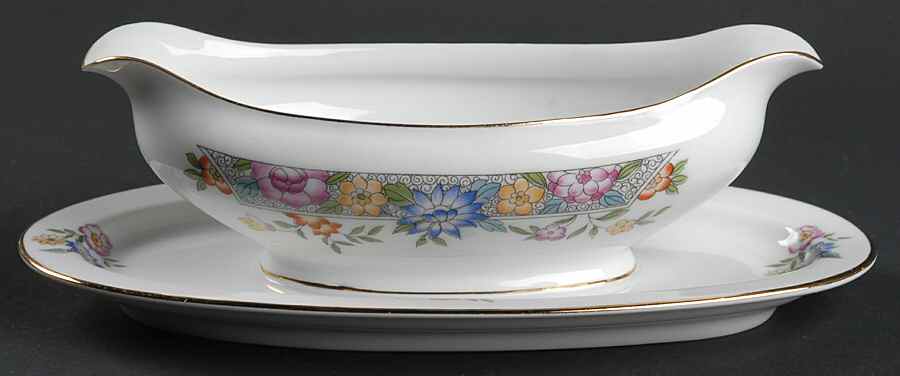 Vernon Gravy Boat with Attached Underplate by Hutschenreuther-1