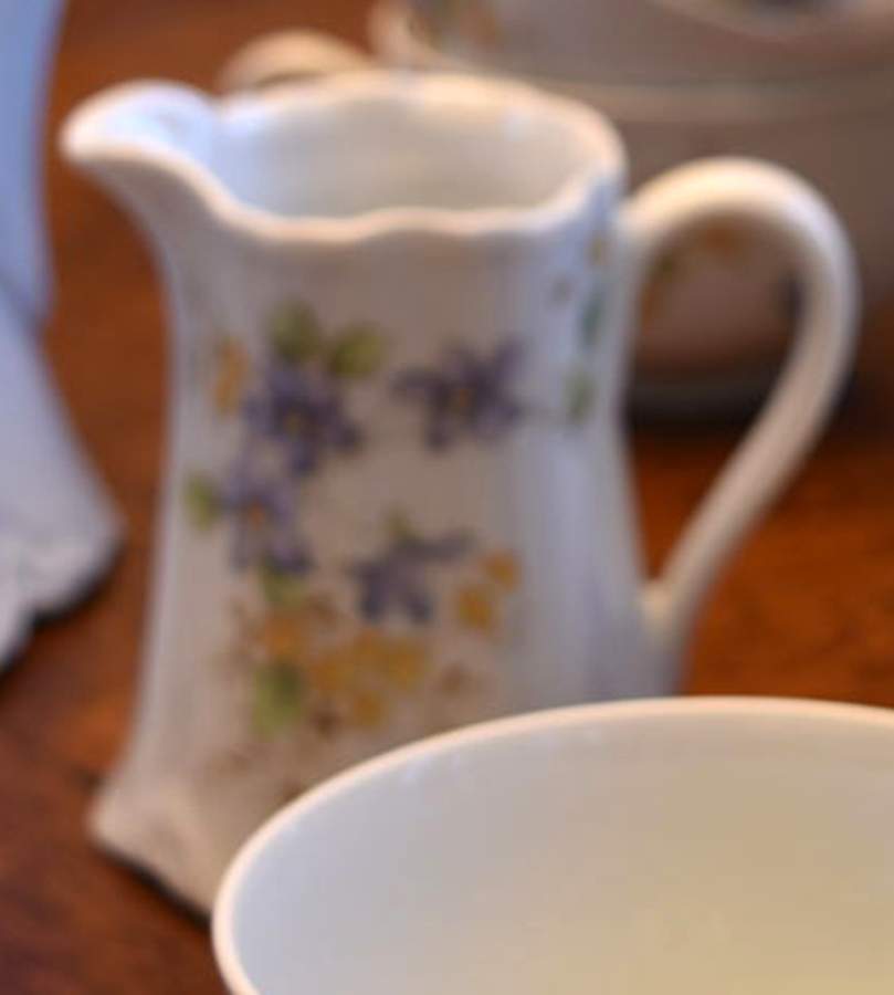 Violetta Creamer by Hutschenreuther-1