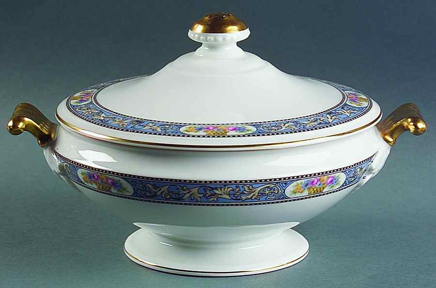 Westchester Round Covered Vegetable by Hutschenreuther-1